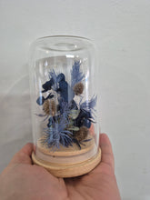 Load image into Gallery viewer, Dried flower Glass Domes
