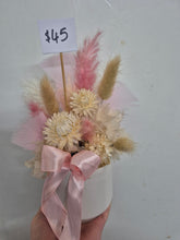 Load image into Gallery viewer, Dried Arrangements and Wall Hanging