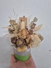 Load image into Gallery viewer, Dried Arrangements and Wall Hanging