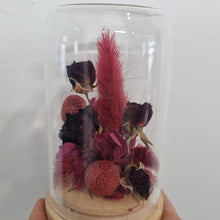 Load image into Gallery viewer, Dried flower Glass Domes