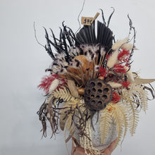 Load image into Gallery viewer, Dried Arrangements and Wall Hanging