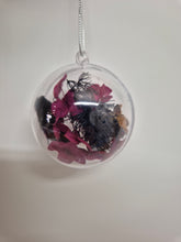 Load image into Gallery viewer, Dried Christmas baubles