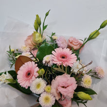 Load image into Gallery viewer, Mothers day Florist Choice