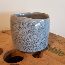 Load image into Gallery viewer, Ceramic vase
