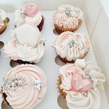 Load image into Gallery viewer, MOTHERS DAY CUPCAKE COMBO